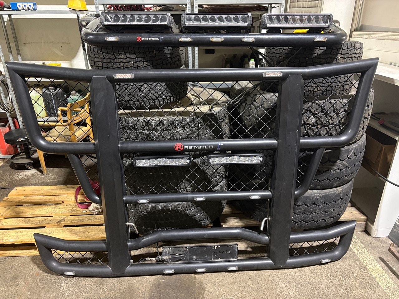 RST-STEEL - Karoserija i eksterijer za Kamion: slika 1 RST-STEEL - Karoserija i eksterijer za Kamion: slika 1