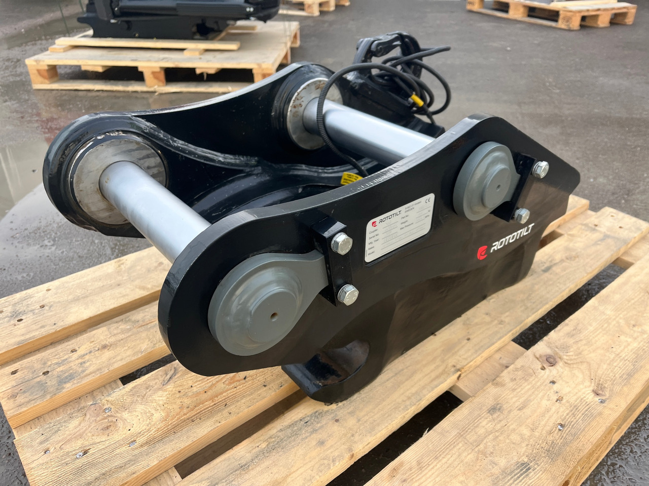 Rototilt - Građevinska oprema: slika 1 Rototilt - Građevinska oprema: slika 1