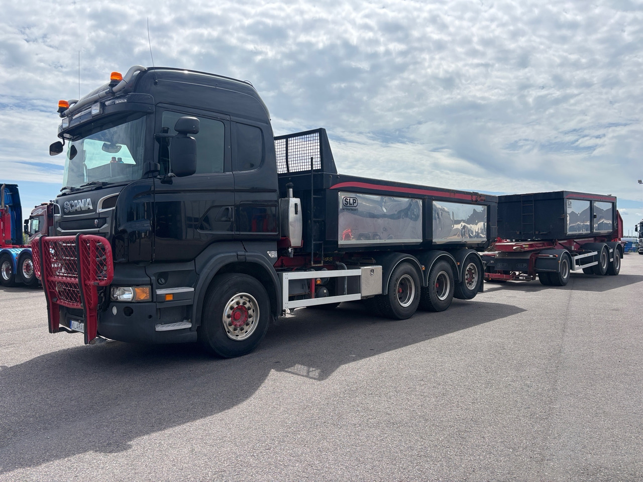 Scania R560 - Istovarivač: slika 1 Scania R560 - Istovarivač: slika 1