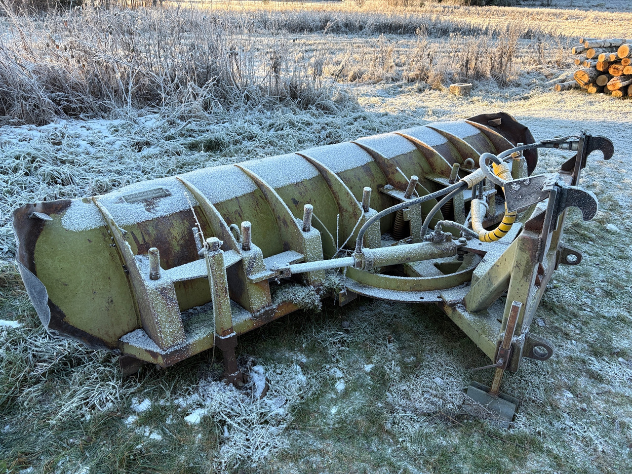 Svedala Arbrå DB85 32 - Raonik za sneg: slika 1 Svedala Arbrå DB85 32 - Raonik za sneg: slika 1