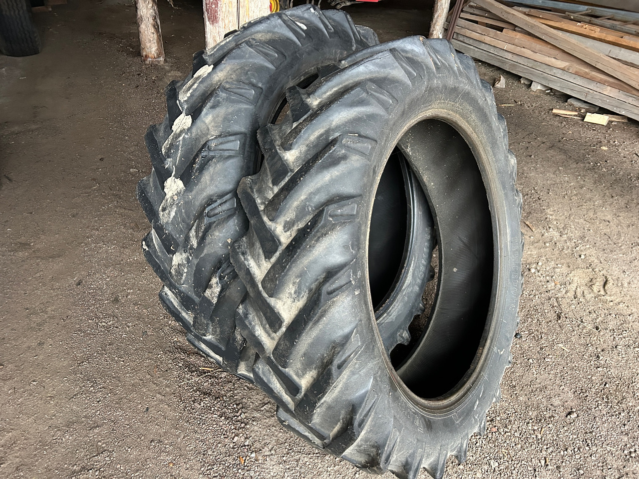 Trelleborg - Guma za Poljoprivredna mašina: slika 1 Trelleborg - Guma za Poljoprivredna mašina: slika 1