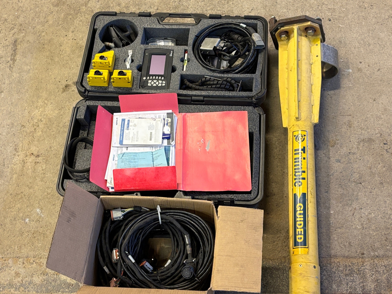 Trimble GCS Flex - Građevinska oprema: slika 1 Trimble GCS Flex - Građevinska oprema: slika 1