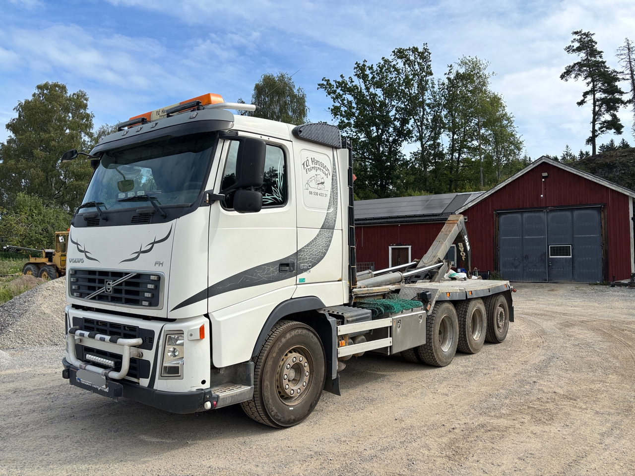Volvo FH 520 37 8X4 - Kamion sa hidrauličnom kukom: slika 1 Volvo FH 520 37 8X4 - Kamion sa hidrauličnom kukom: slika 1