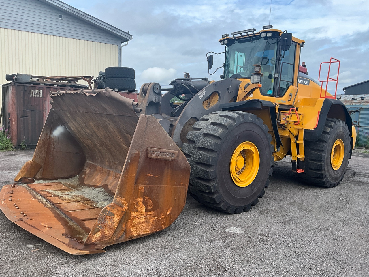 Volvo L260H - Utovarivač točkaš: slika 1 Volvo L260H - Utovarivač točkaš: slika 1