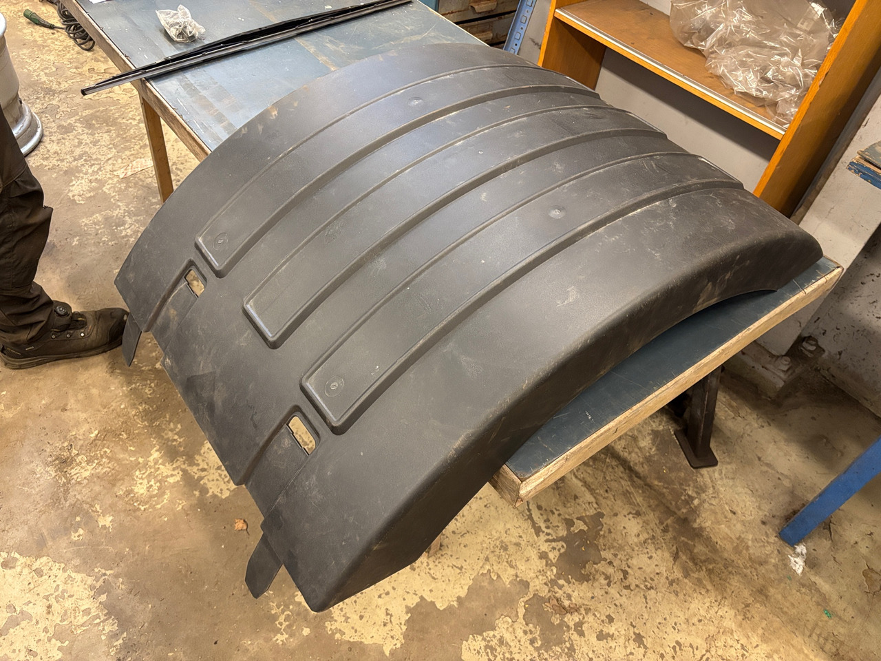 Volvo Version 3 - Karoserija i eksterijer za Kamion: slika 1 Volvo Version 3 - Karoserija i eksterijer za Kamion: slika 1