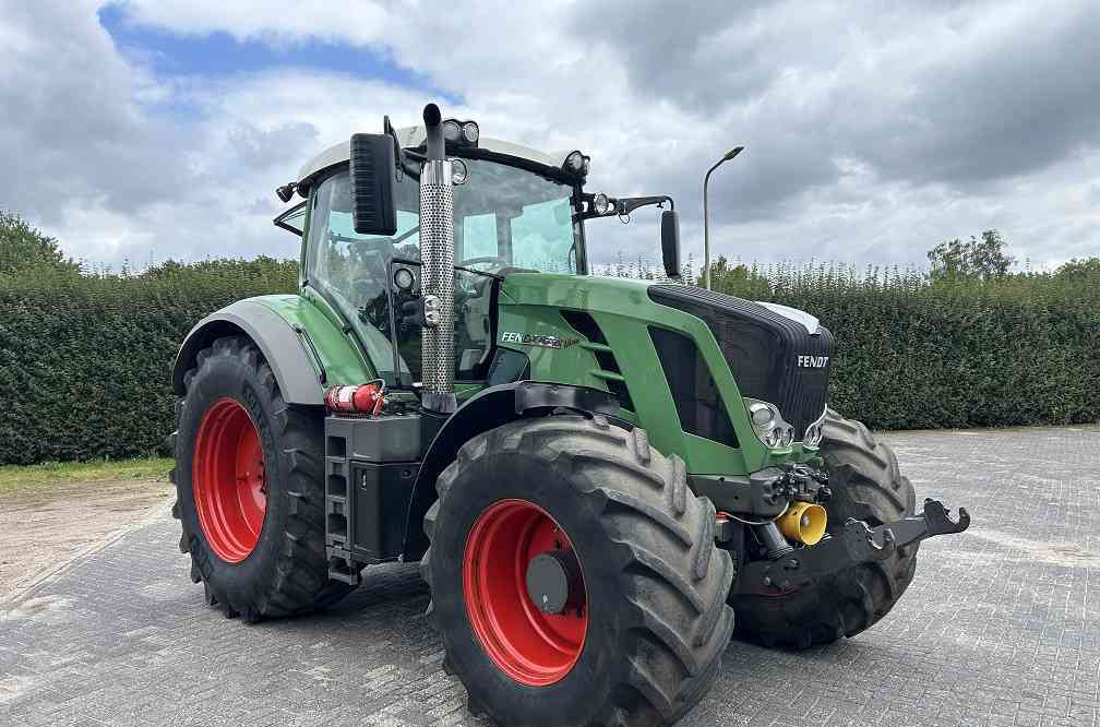 Fendt 828 vario profi scr - Traktor: slika 4 Fendt 828 vario profi scr - Traktor: slika 4