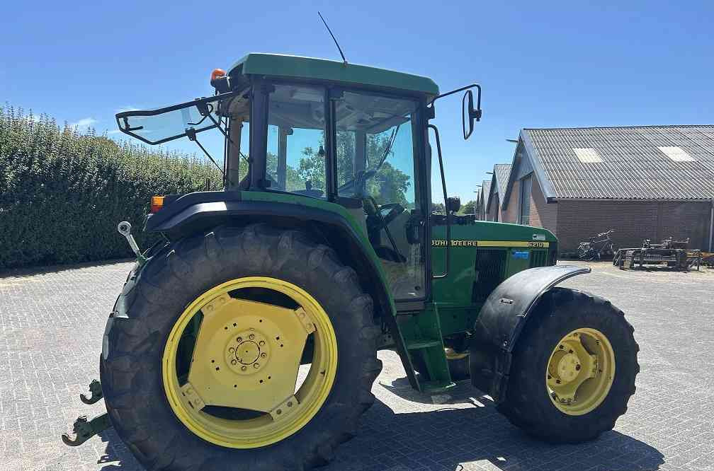 John Deere 6210 - Traktor: slika 4 John Deere 6210 - Traktor: slika 4