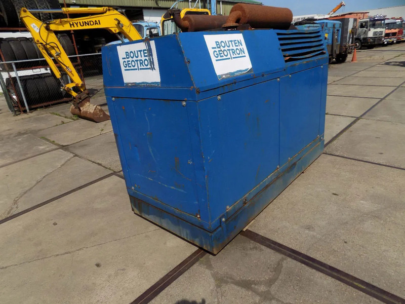 Bredenoord Bredenoord BRDE 60 KVA deutz F6L 913 - Set generatora: slika 4 Bredenoord Bredenoord BRDE 60 KVA deutz F6L 913 - Set generatora: slika 4