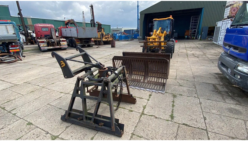 Utovarivač točkaš JCB KNIKSCHOVEL 406: slika 14 Utovarivač točkaš JCB KNIKSCHOVEL 406: slika 14