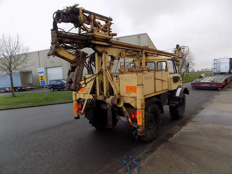 Mercedes-Benz U416 Unimog KNEBEL HY75 - Veliki kamon za bušenje: slika 4 Mercedes-Benz U416 Unimog KNEBEL HY75 - Veliki kamon za bušenje: slika 4