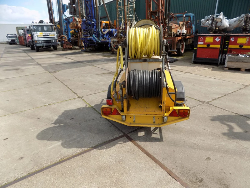 Rioned HD50 Rioned HD50 diesel - Vakuumska cisterna: slika 4 Rioned HD50 Rioned HD50 diesel - Vakuumska cisterna: slika 4