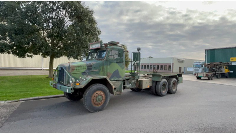 Scania LA82 Scania LA82 6x6 chassis - Kamion sa golom šasijom i zatvorenom kabinom: slika 2 Scania LA82 Scania LA82 6x6 chassis - Kamion sa golom šasijom i zatvorenom kabinom: slika 2