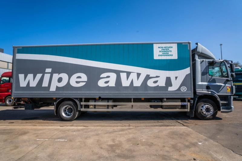 DAF CF 260 (19T) + DHOLLANDIA 2.5T. - Kamion sa zatvorenim sandukom: slika 3 DAF CF 260 (19T) + DHOLLANDIA 2.5T. - Kamion sa zatvorenim sandukom: slika 3