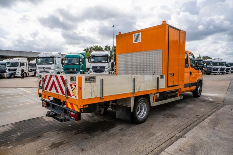 Iveco DAILY 70C17 - Dostavno vozilo sa otvorenom sandukom: slika 4 Iveco DAILY 70C17 - Dostavno vozilo sa otvorenom sandukom: slika 4