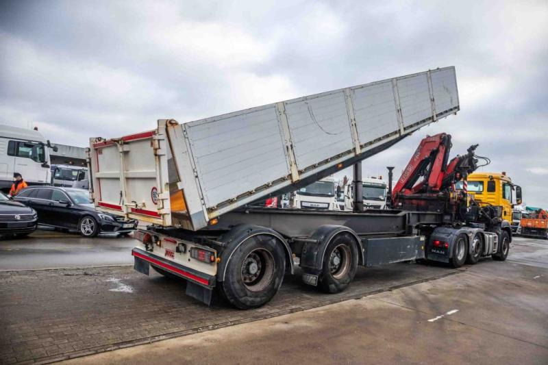 Kwb KIPPER + FASSI F245A/5X - Poluprikolica istovarivača: slika 3 Kwb KIPPER + FASSI F245A/5X - Poluprikolica istovarivača: slika 3
