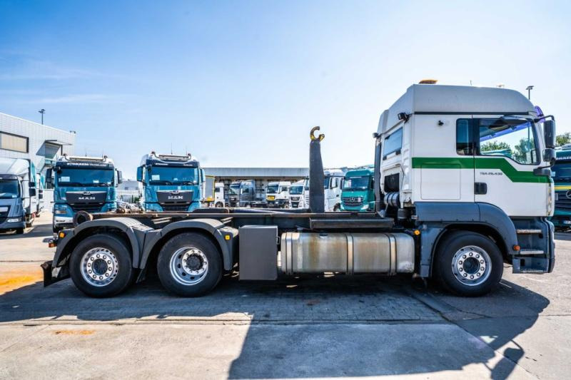 MAN TGA 26.430 LL - Kamion sa hidrauličnom kukom: slika 3 MAN TGA 26.430 LL - Kamion sa hidrauličnom kukom: slika 3