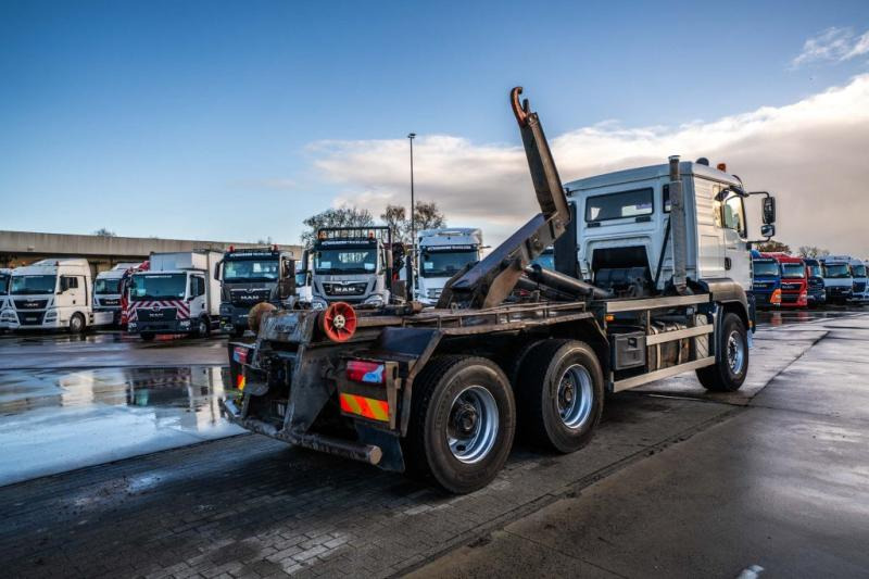 MAN TGA 33.430 BB - Kamion sa hidrauličnom kukom: slika 4 MAN TGA 33.430 BB - Kamion sa hidrauličnom kukom: slika 4