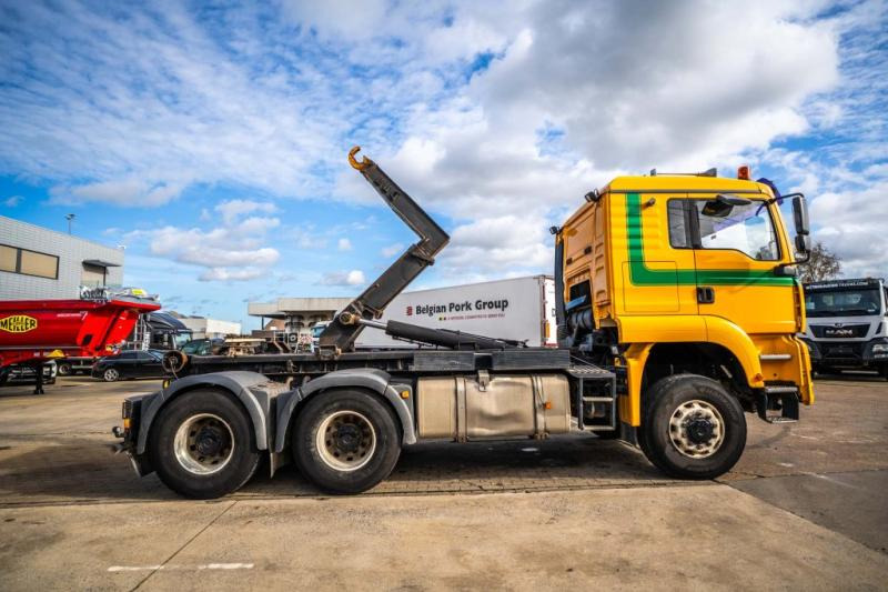 MAN TGA 33.430 BL - Kamion sa hidrauličnom kukom: slika 4 MAN TGA 33.430 BL - Kamion sa hidrauličnom kukom: slika 4