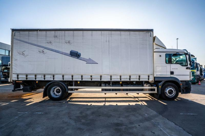 MAN TGM 18.340 BL+DHOLLANDIA - Kamion sa ceradom: slika 3 MAN TGM 18.340 BL+DHOLLANDIA - Kamion sa ceradom: slika 3