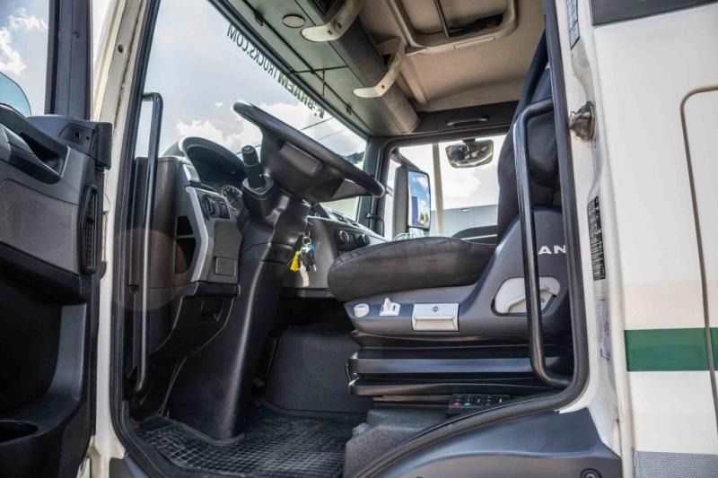 MAN TGS 18.320 BL -CARRIER 850-Vlees/Meat/Viande/Fleisch - Hladnjača: slika 5 MAN TGS 18.320 BL -CARRIER 850-Vlees/Meat/Viande/Fleisch - Hladnjača: slika 5