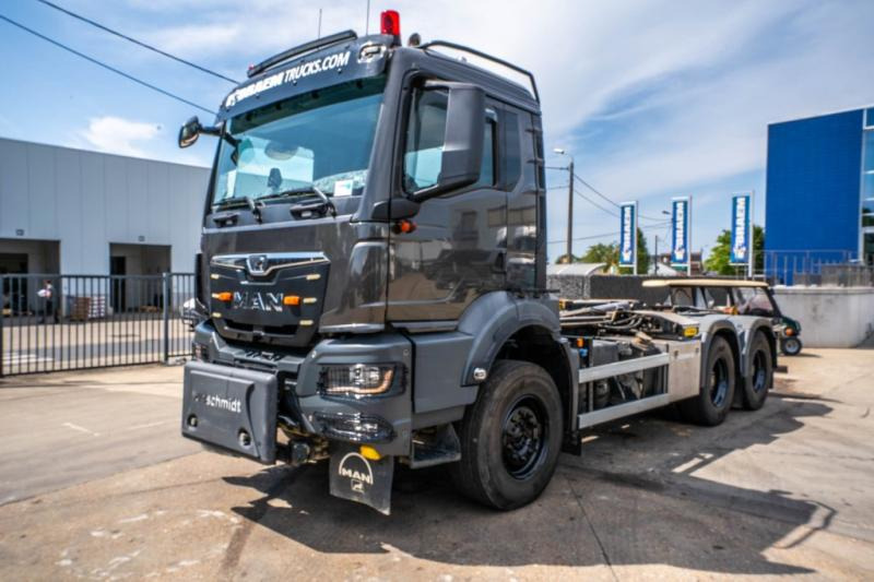 MAN TGS 33.470 BL - PALFINGER - Kamion sa hidrauličnom kukom: slika 1 MAN TGS 33.470 BL - PALFINGER - Kamion sa hidrauličnom kukom: slika 1