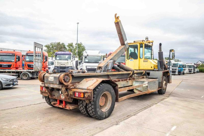 Mol MOL-CT 200 - 8248 H - Kamion sa hidrauličnom kukom: slika 3 Mol MOL-CT 200 - 8248 H - Kamion sa hidrauličnom kukom: slika 3