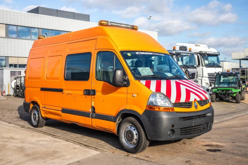 Renault MASTER 2.5 DCI - Furgon: slika 2 Renault MASTER 2.5 DCI - Furgon: slika 2