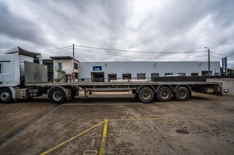 SYSTEM TRAILERS SYSTEM TRAILERS GSPRS27 - Plato poluprikolica: slika 2 SYSTEM TRAILERS SYSTEM TRAILERS GSPRS27 - Plato poluprikolica: slika 2