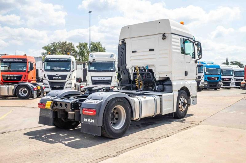 MAN TGX 18.460 XLX BLS+ INTARDER - Tegljač: slika 3 MAN TGX 18.460 XLX BLS+ INTARDER - Tegljač: slika 3