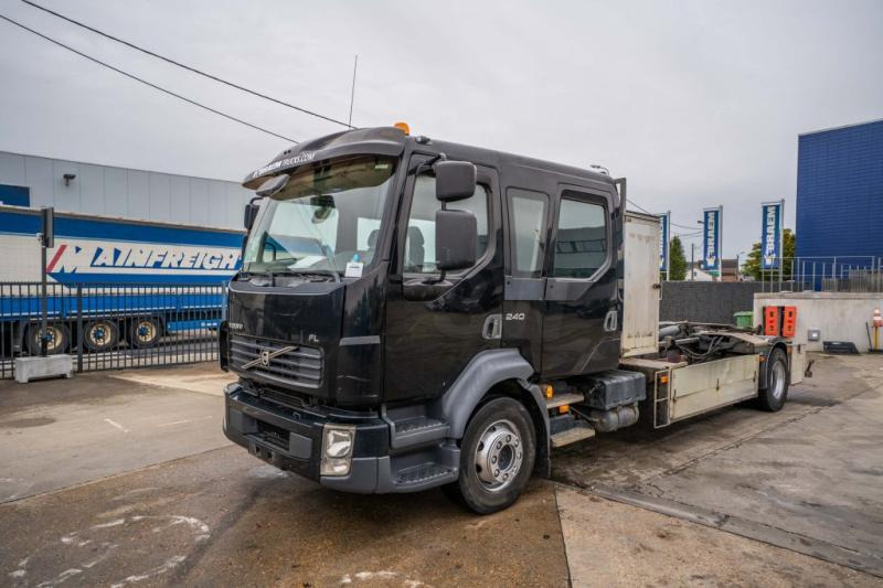 Volvo FL 240- 7p. + PALIFT - Kamion sa hidrauličnom kukom: slika 1 Volvo FL 240- 7p. + PALIFT - Kamion sa hidrauličnom kukom: slika 1