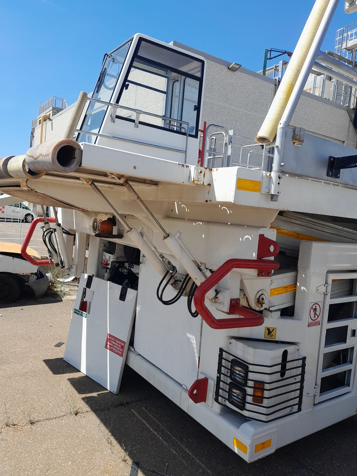 2PU1500 highloader - Utovarivač kontejnera/ Paleta: slika 2 2PU1500 highloader - Utovarivač kontejnera/ Paleta: slika 2