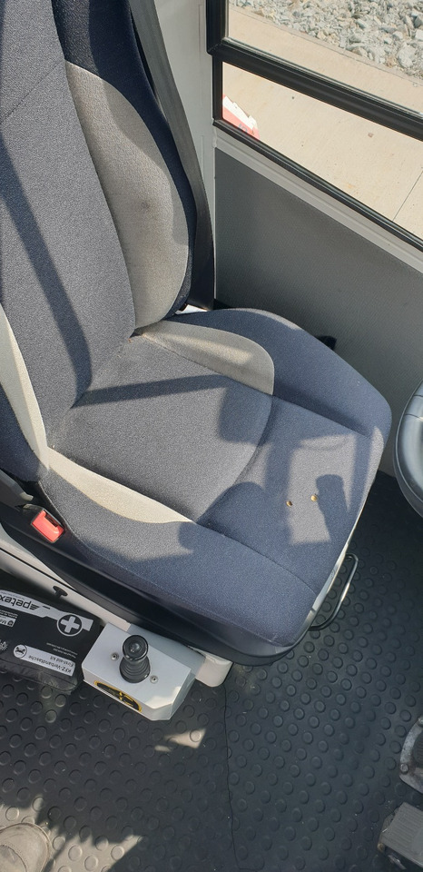 MAFI T230 - Terminalni traktor: slika 4 MAFI T230 - Terminalni traktor: slika 4