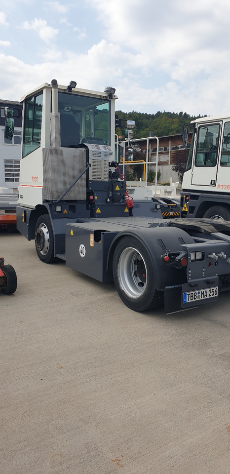 MAFI T230 - Terminalni traktor: slika 3 MAFI T230 - Terminalni traktor: slika 3