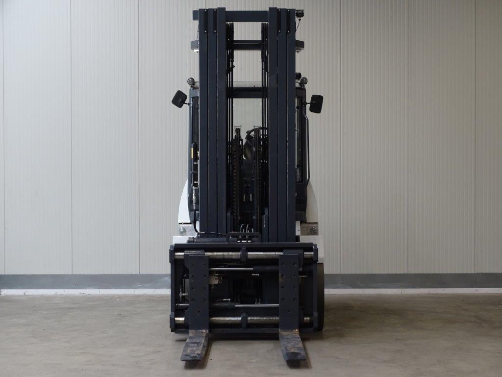 Montini MR10 - TRIPLEX - DEMO - Električni viljuškar: slika 4 Montini MR10 - TRIPLEX - DEMO - Električni viljuškar: slika 4