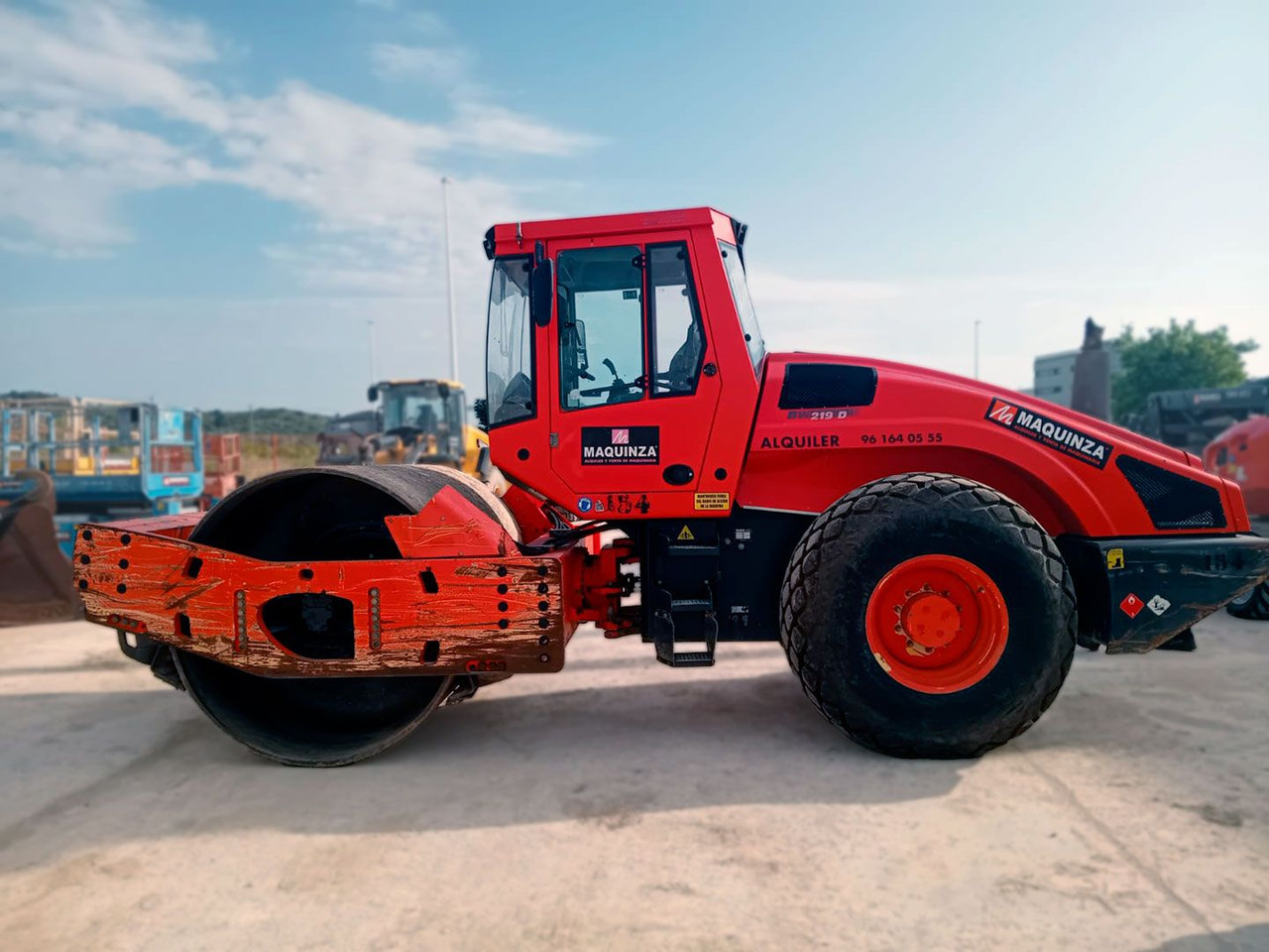 Kompaktor BOMAG BW219D4: slika 13