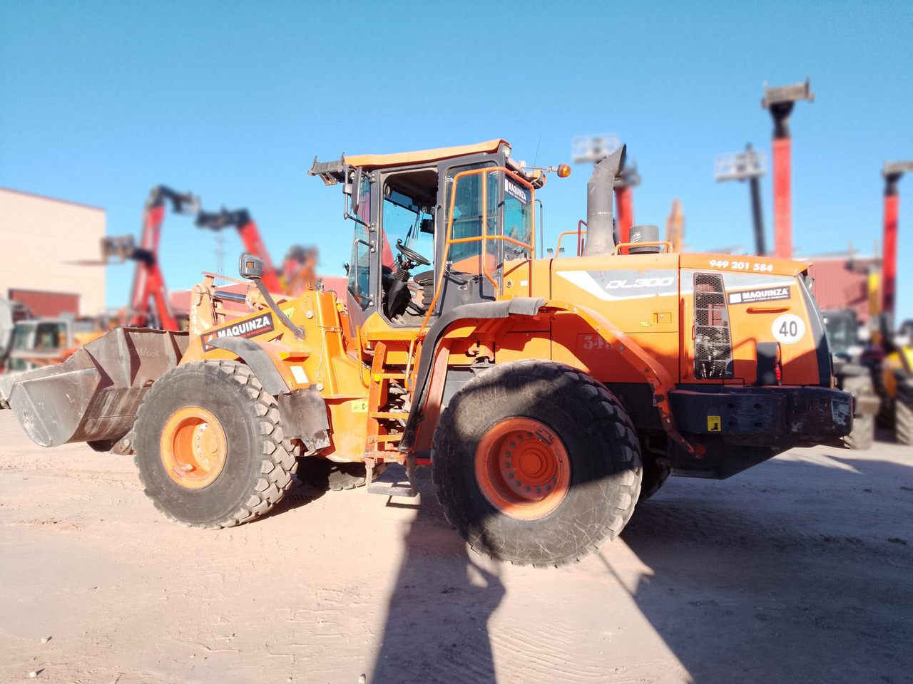 DOOSAN DL300-5 - Utovarivač točkaš: slika 2 DOOSAN DL300-5 - Utovarivač točkaš: slika 2
