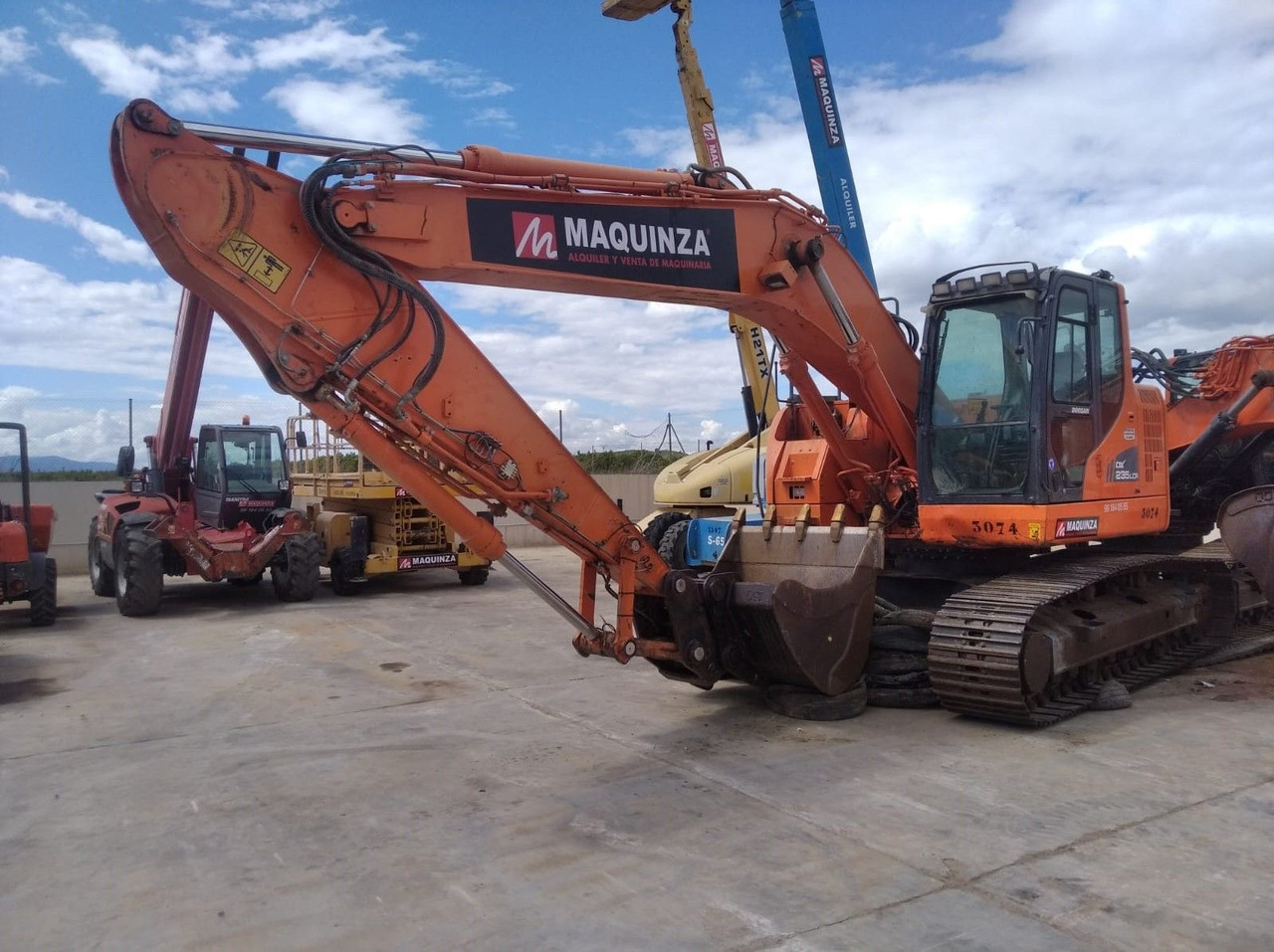 DOOSAN DX235LCR - Bager guseničar: slika 1 DOOSAN DX235LCR - Bager guseničar: slika 1