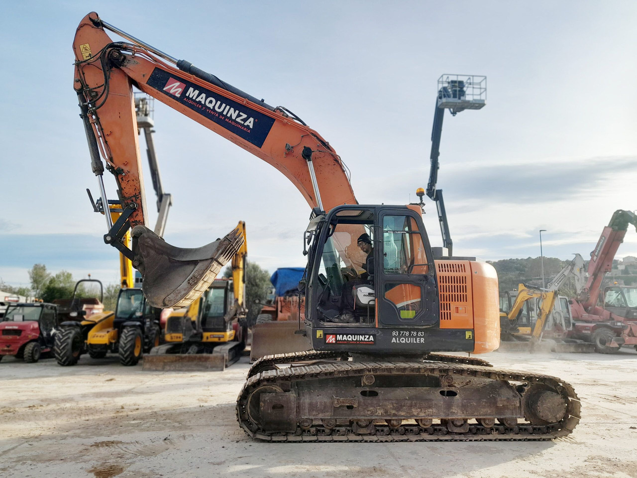 DOOSAN DX235LCR - Bager guseničar: slika 1 DOOSAN DX235LCR - Bager guseničar: slika 1