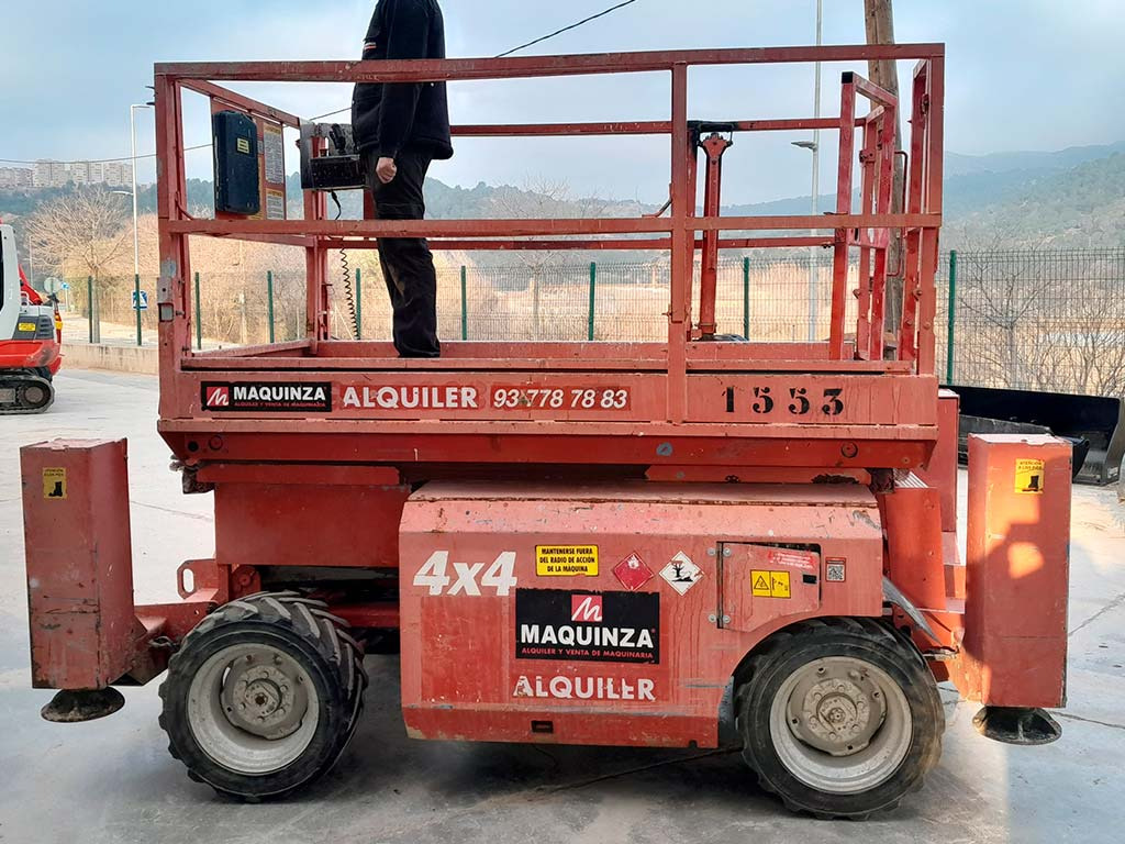 GENIE GS2668RT - Lift u obliku makaza: slika 1 GENIE GS2668RT - Lift u obliku makaza: slika 1