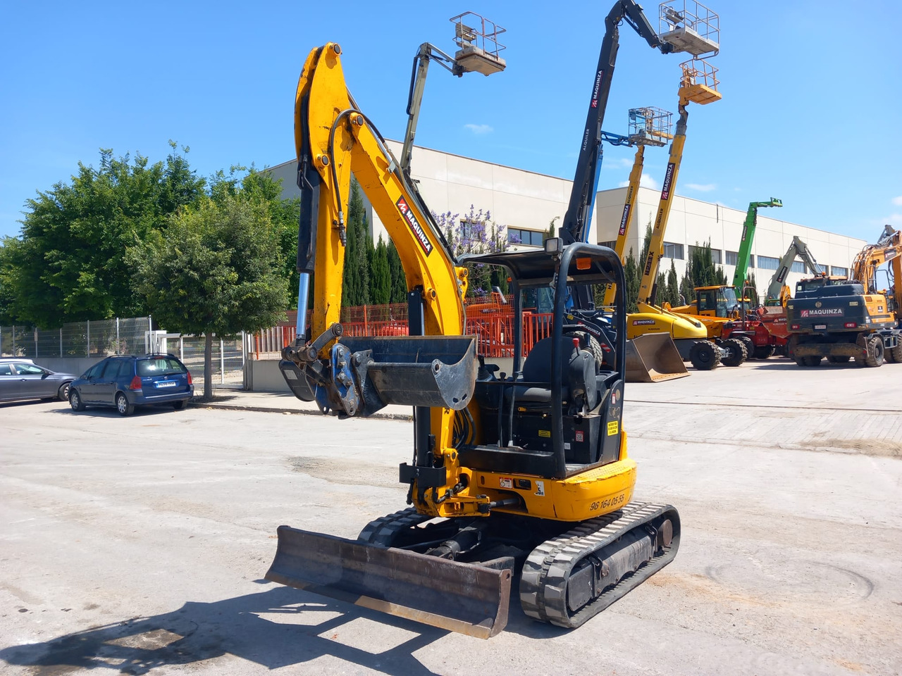 JCB 8030ZTS - Mini bager: slika 1 JCB 8030ZTS - Mini bager: slika 1