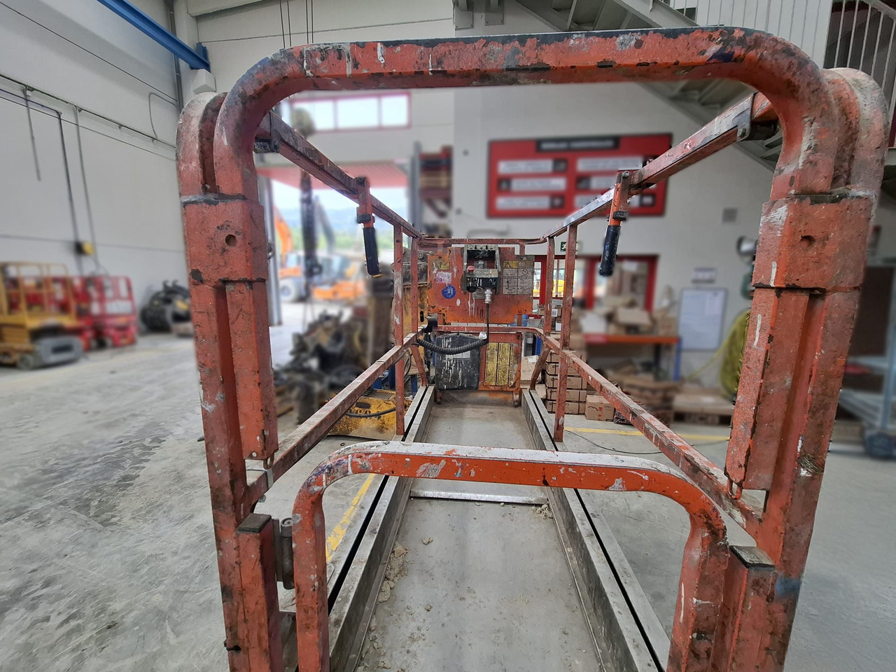 JLG 1930ES - Lift u obliku makaza: slika 4 JLG 1930ES - Lift u obliku makaza: slika 4