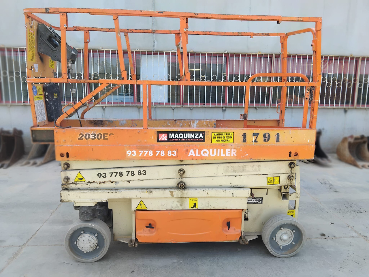 JLG 2030ES - Lift u obliku makaza: slika 1 JLG 2030ES - Lift u obliku makaza: slika 1