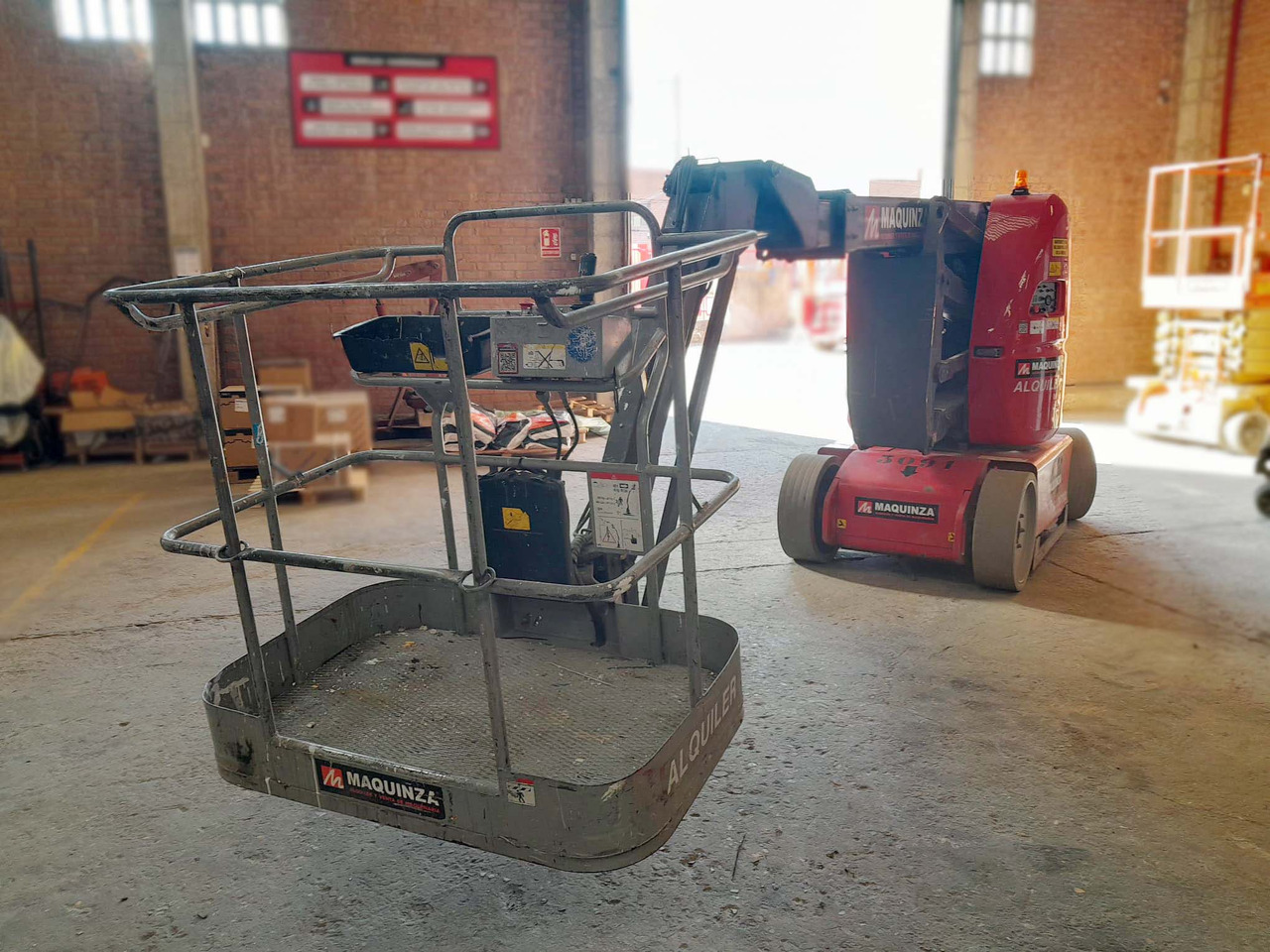 MANITOU 120AETJ C - Zglobna platforma: slika 3 MANITOU 120AETJ C - Zglobna platforma: slika 3