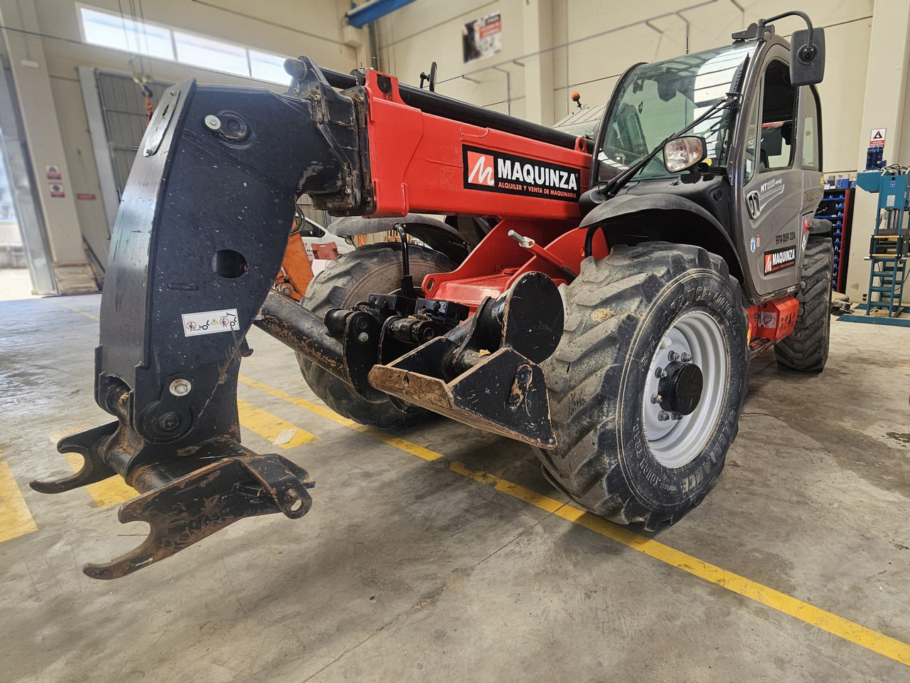 MANITOU MT1335 EASY - Teleskopski upravljač: slika 2 MANITOU MT1335 EASY - Teleskopski upravljač: slika 2