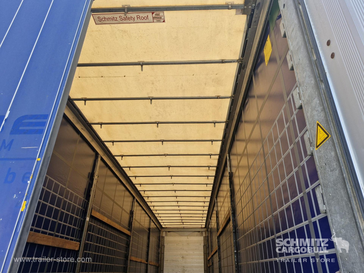 SCHMITZ Curtainsider Varios - Poluprikolica sa ceradom: slika 4 SCHMITZ Curtainsider Varios - Poluprikolica sa ceradom: slika 4