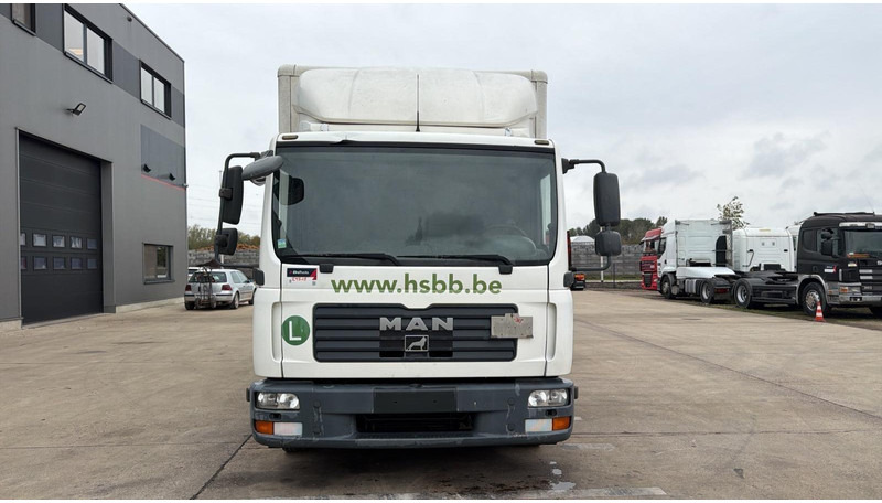 MAN TGL 8.180 (BELGIAN TRUCK / PERFECT CONDITION / MANUAL GEARBOX / LAMES / STEEL SUSP.) - Kamion sa zatvorenim sandukom: slika 2 MAN TGL 8.180 (BELGIAN TRUCK / PERFECT CONDITION / MANUAL GEARBOX / LAMES / STEEL SUSP.) - Kamion sa zatvorenim sandukom: slika 2