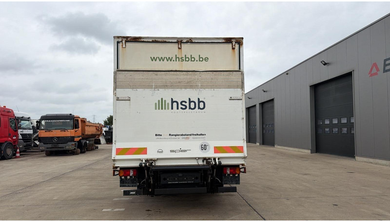 MAN TGL 8.180 (BELGIAN TRUCK / PERFECT CONDITION / MANUAL GEARBOX / LAMES / STEEL SUSP.) - Kamion sa zatvorenim sandukom: slika 5 MAN TGL 8.180 (BELGIAN TRUCK / PERFECT CONDITION / MANUAL GEARBOX / LAMES / STEEL SUSP.) - Kamion sa zatvorenim sandukom: slika 5