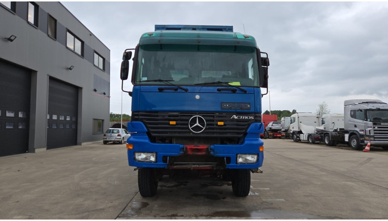Mercedes-Benz Actros 4143 (EPS / 8X6 / LAMES / GRAND PONT / V6 / 3 PEDALES / MP1) - Istovarivač: slika 2 Mercedes-Benz Actros 4143 (EPS / 8X6 / LAMES / GRAND PONT / V6 / 3 PEDALES / MP1) - Istovarivač: slika 2