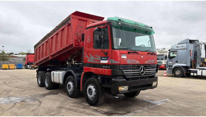 Mercedes-Benz Actros 4143 (GRAND PONT / BOITE MANUELLE / LAMES / 8X4 / STEEL SUSP.) - Istovarivač: slika 3 Mercedes-Benz Actros 4143 (GRAND PONT / BOITE MANUELLE / LAMES / 8X4 / STEEL SUSP.) - Istovarivač: slika 3