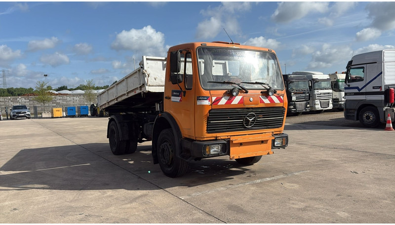 Mercedes-Benz SK 1628 (V8 / LAMES / GRAND PONT / POMPE MANUELLE) - Istovarivač: slika 3 Mercedes-Benz SK 1628 (V8 / LAMES / GRAND PONT / POMPE MANUELLE) - Istovarivač: slika 3
